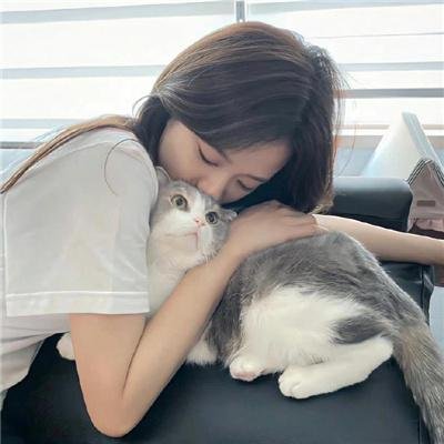 府上娶了个锦鲤新娘